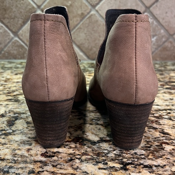 Steve Madden Adelphie Brown Tan Leather Boots Size 9 - Picture 6 of 11